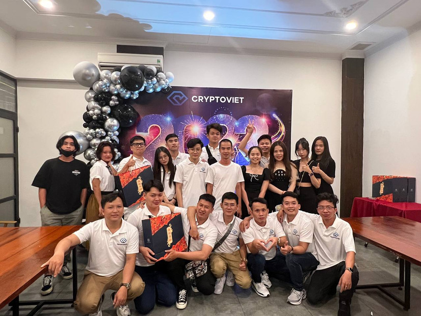 1 - CRYPTOVIET HR.jpg