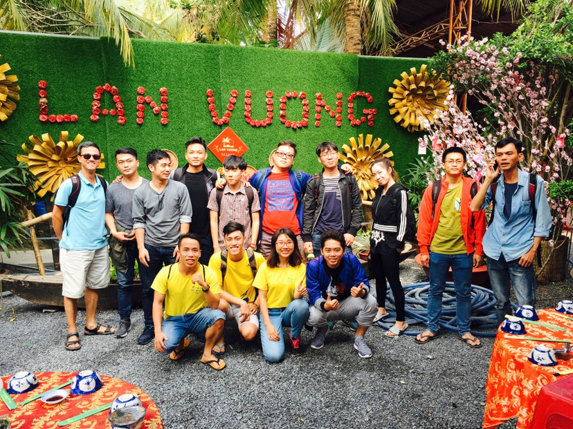 Pic1 - Nguyen Quach Hon.jpg