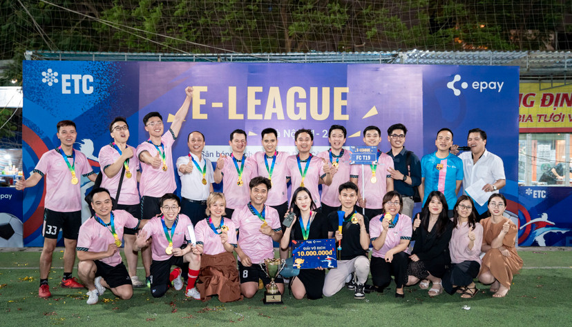 338310625_216495420984456_6781025864619886121_n - Linh Trần.jpg