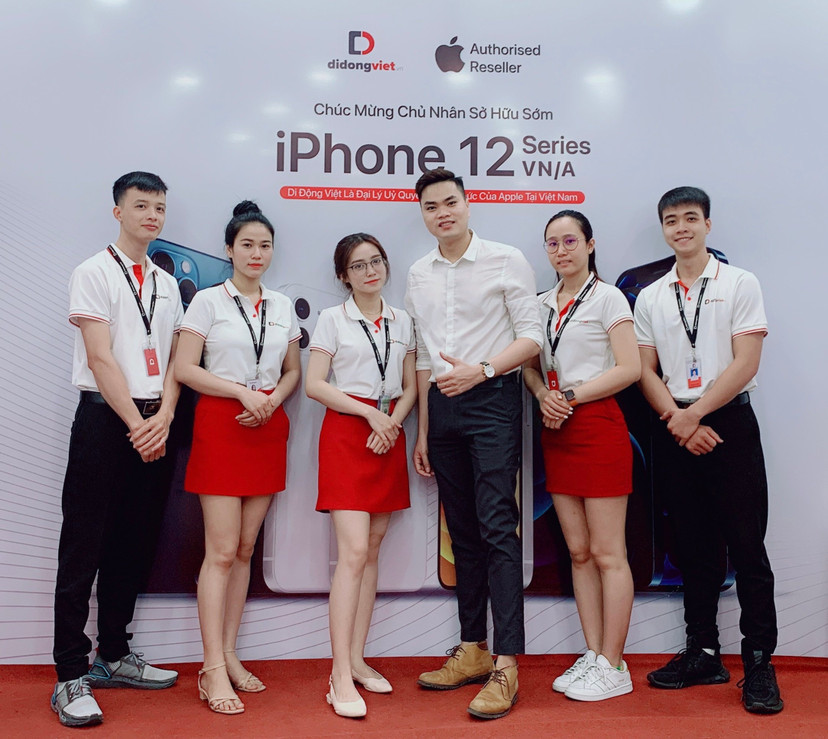 S__12714028 - Long Huynh.jpg