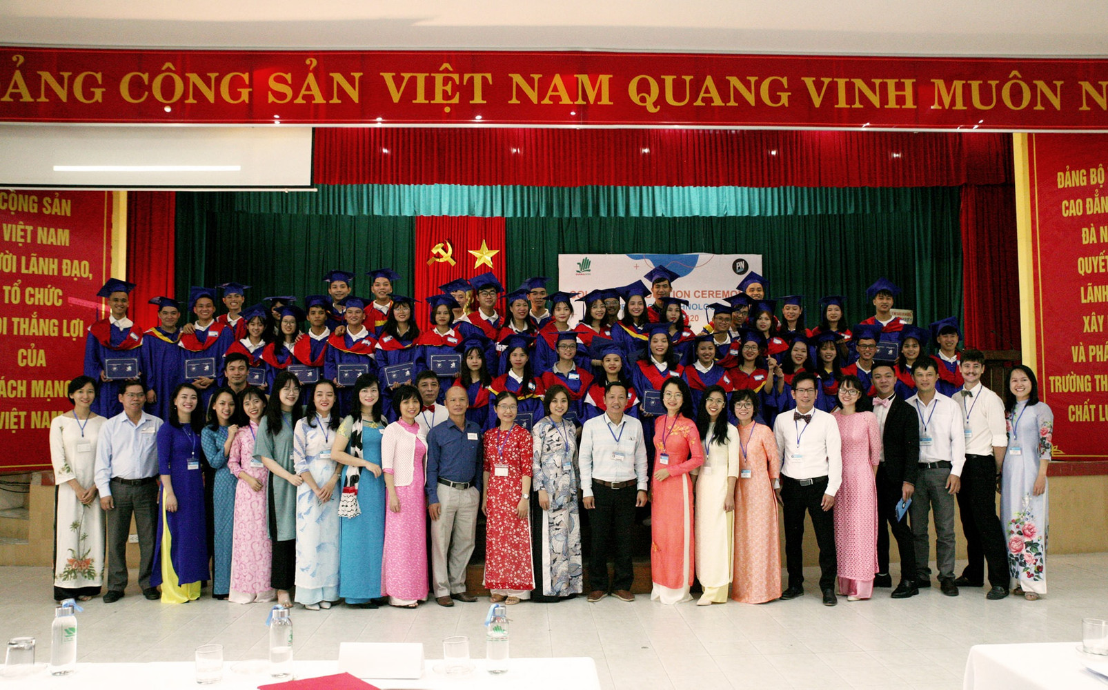 Passerelles numériques Vietnam
