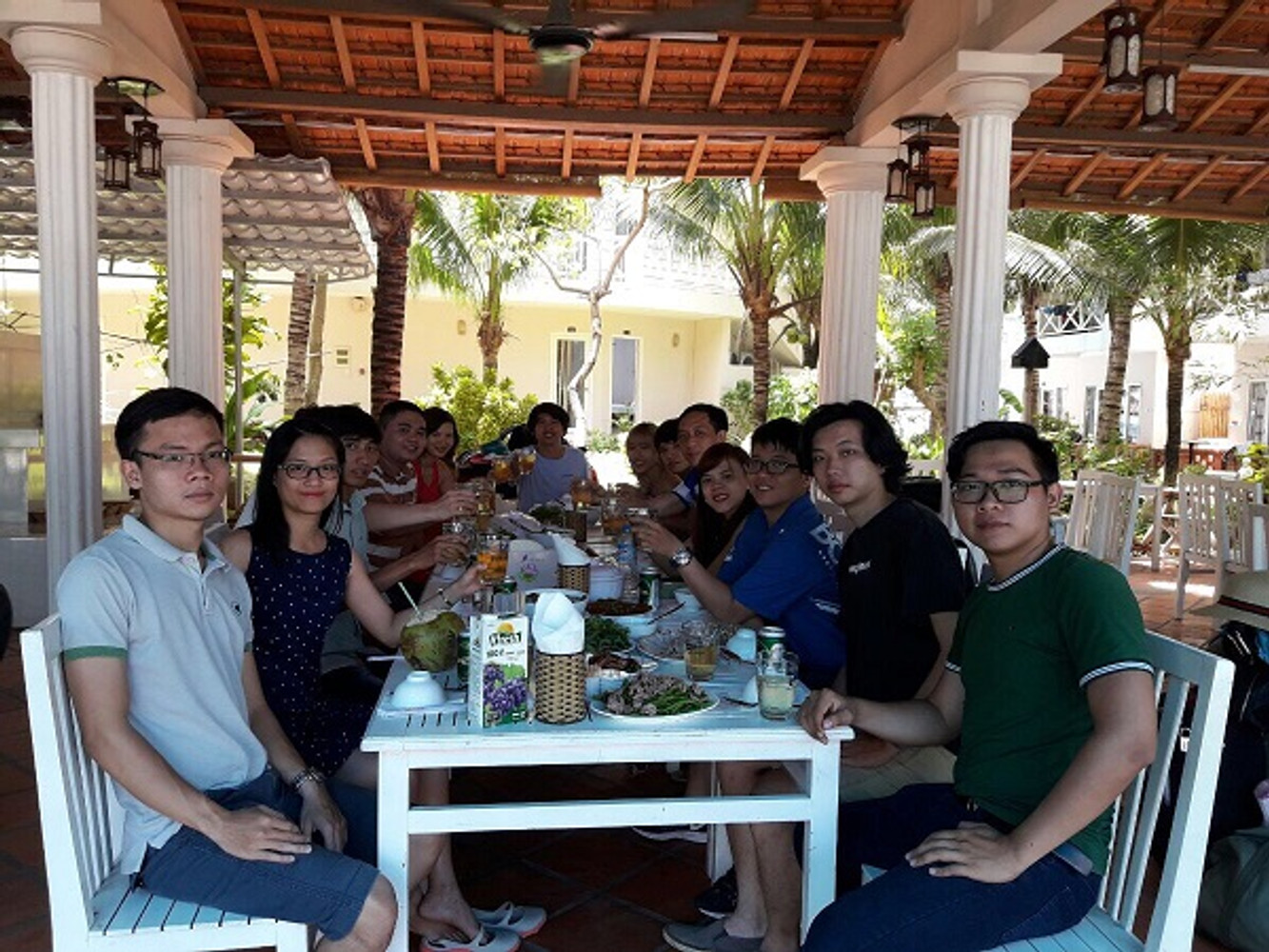 cong-ty-co-phan-di-dong-touch-2