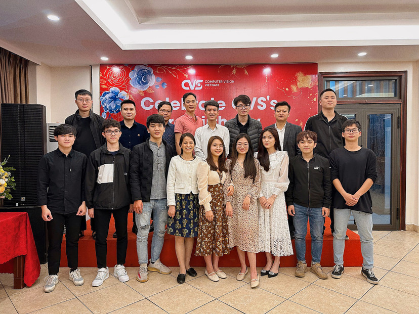 333593163_879672016618837_4763191445494489451_n - Lê Thu Trang.jpg