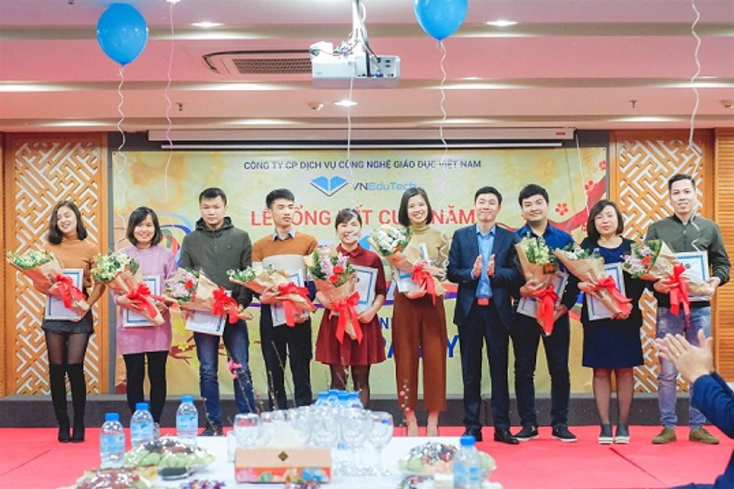 cong-ty-co-phan-dich-vu-cong-nghe-giao-duc-viet-nam
