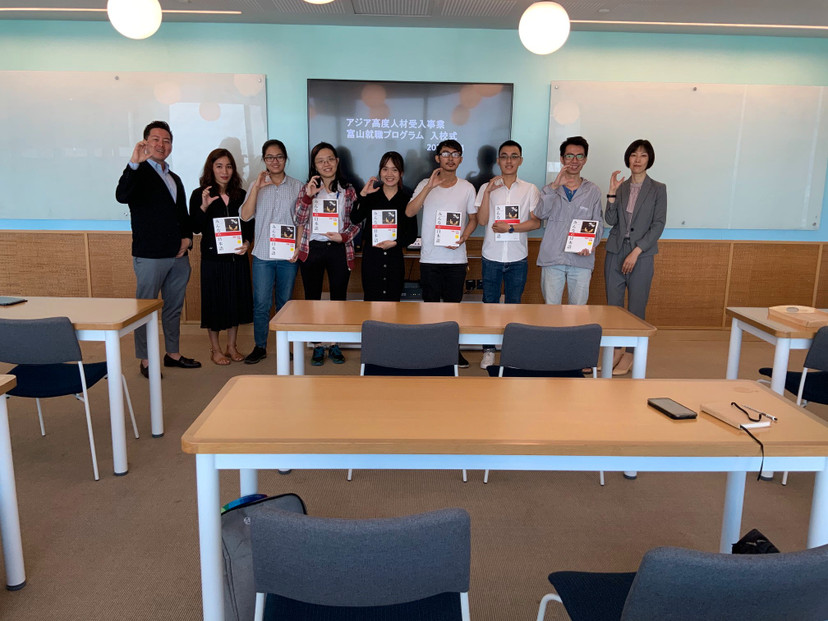 87770013_1304961733031308_4680096820158791680_n - nguyen trang.jpg