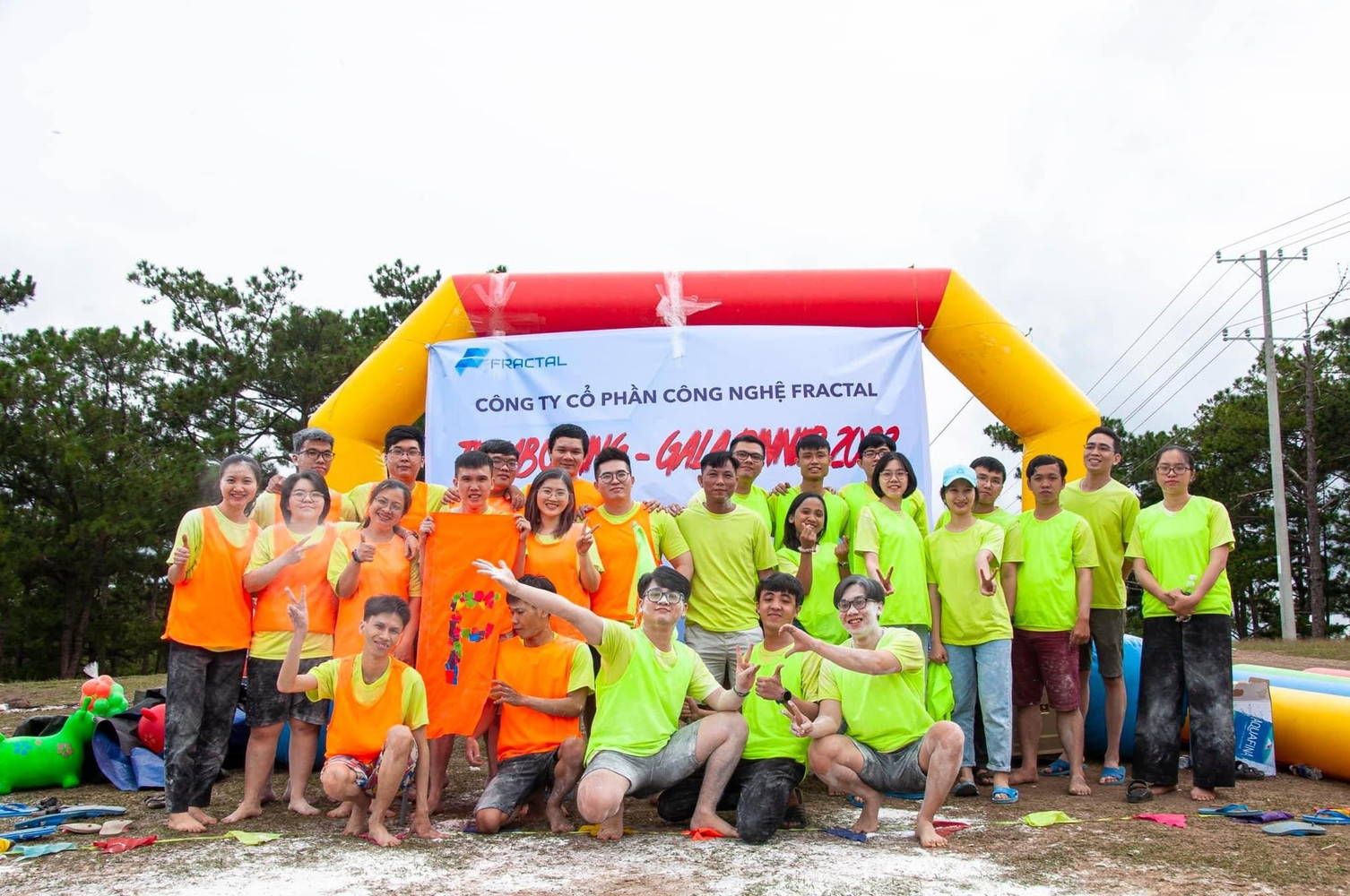 cong-ty-co-phan-cong-nghe-fractal