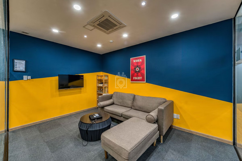 z3418273223789_593e00eb35c6a7fdf84795455b326eee - OCMG Contact.jpg