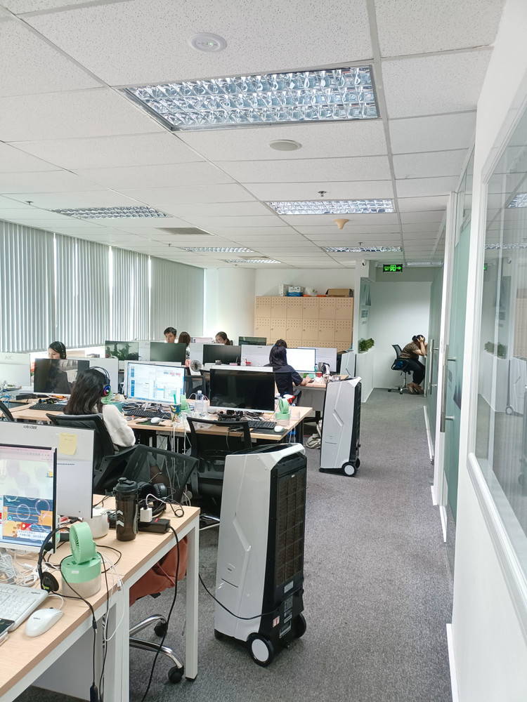 z4979968952598_27726a08bcff1fbb3d73a2a8a917f8e2 - Everest Hight.jpg