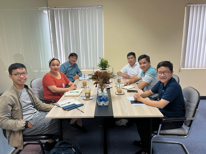 com3 - Viet Quynh.jpg