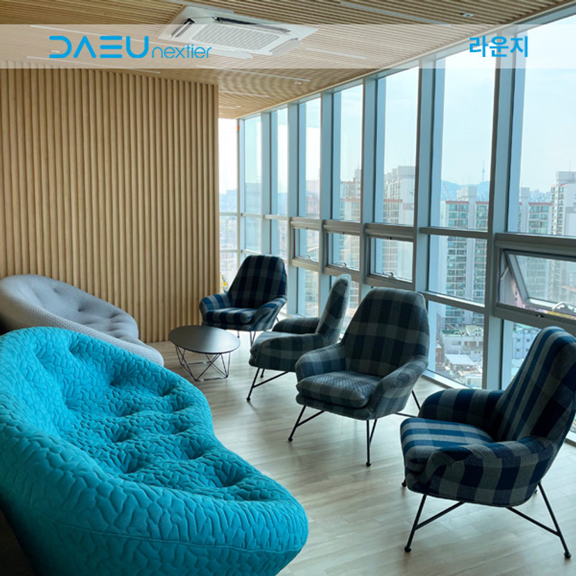 DaeU-Lounge - Jade Nguyen.jpg