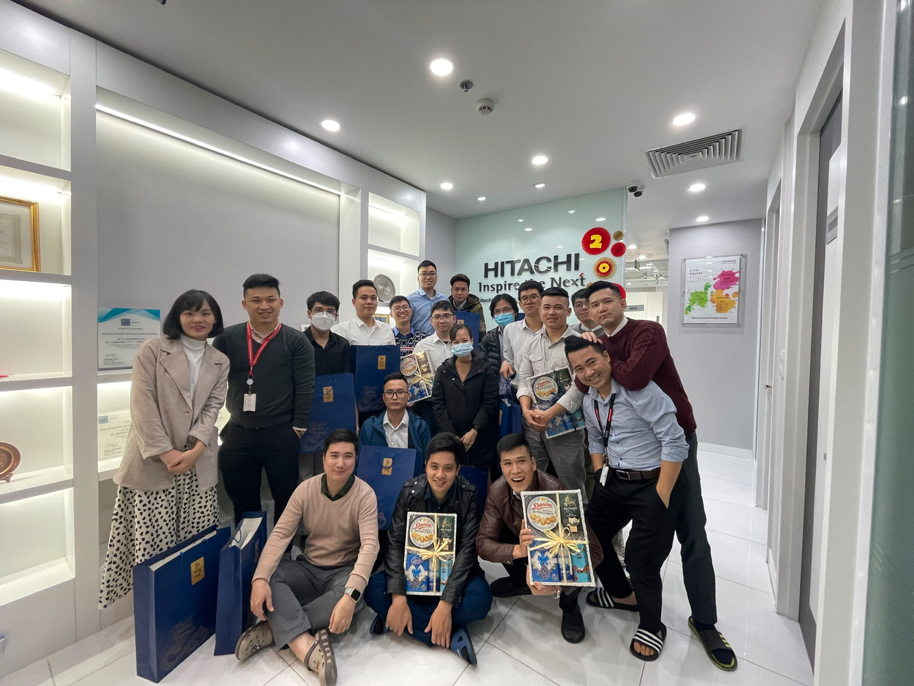 hitachi-systems-vietnam